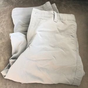 UnderArmour XL Golf Pants